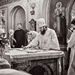 Епископ Фома совершил заупокойную Литургию в храме Ризоположения на Донской