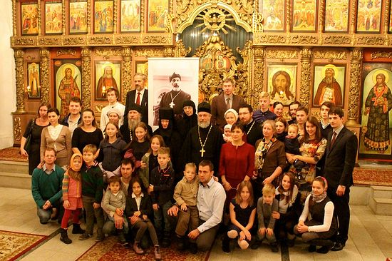 Благодарные потомки отца Глеба Каледы