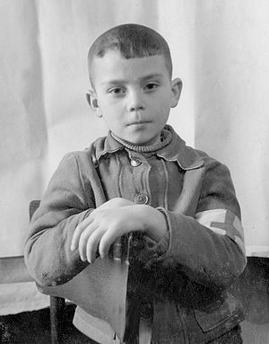 Алеша Солоницын, старший санитар по классу. 1948 или 1949 год